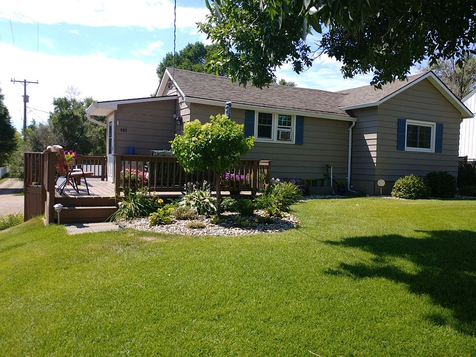 1st image of 409 2nd Ave NE