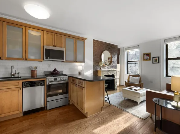 504 East 6th Street image 1 of 11