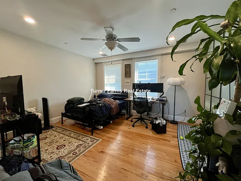 14 Fern St #A — Photo 33