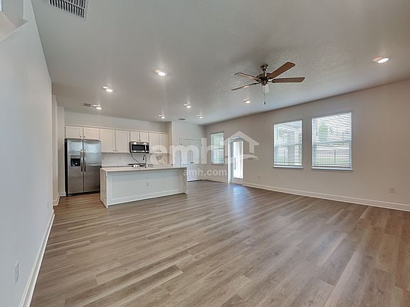 5th image of 37869 Dusty Saddle Ln