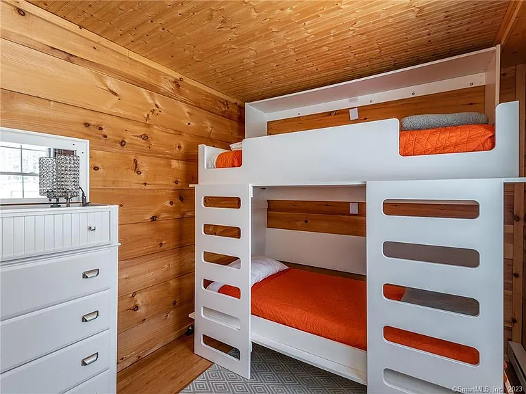 6 Brunetto Grv — Photo 15