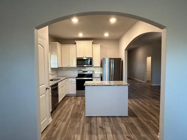 1117 Wheatfield Ln — Photo 9