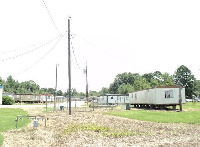 1st image of W Durbin Rd