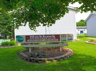 406 S 3rd St APT 2, Oregon, IL 61061