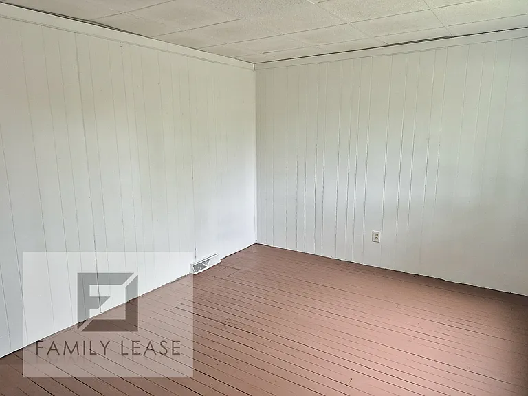 806 Morton St — Photo 4