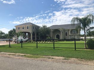 548 County Road 120, Alice, TX 78332