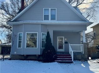 136 North Ave NE, New Philadelphia, OH 44663