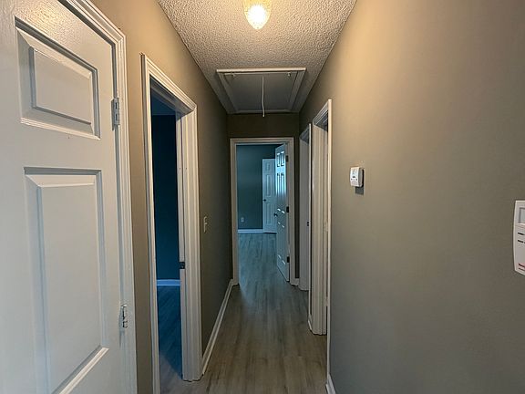 5th image of 4680 Pinewood Rd
