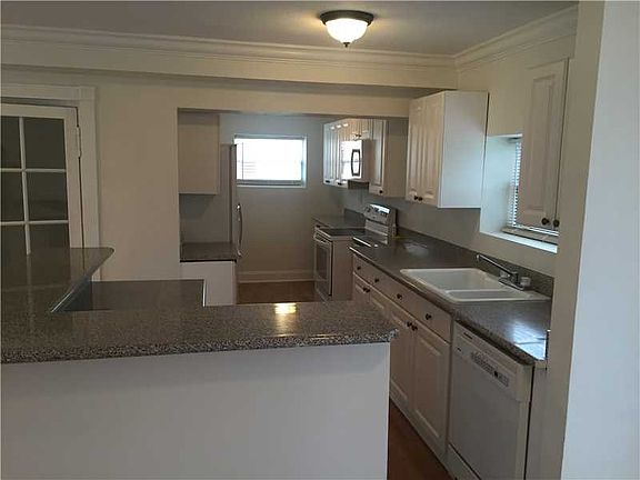 2nd image of 9461 SW 52nd Pl