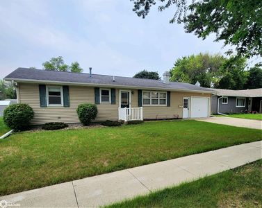 1800 E Maple St, Algona, IA, 50511