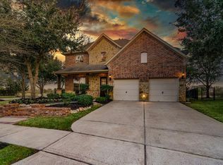 18327 Chapmans Count Rd, Cypress, TX 77433