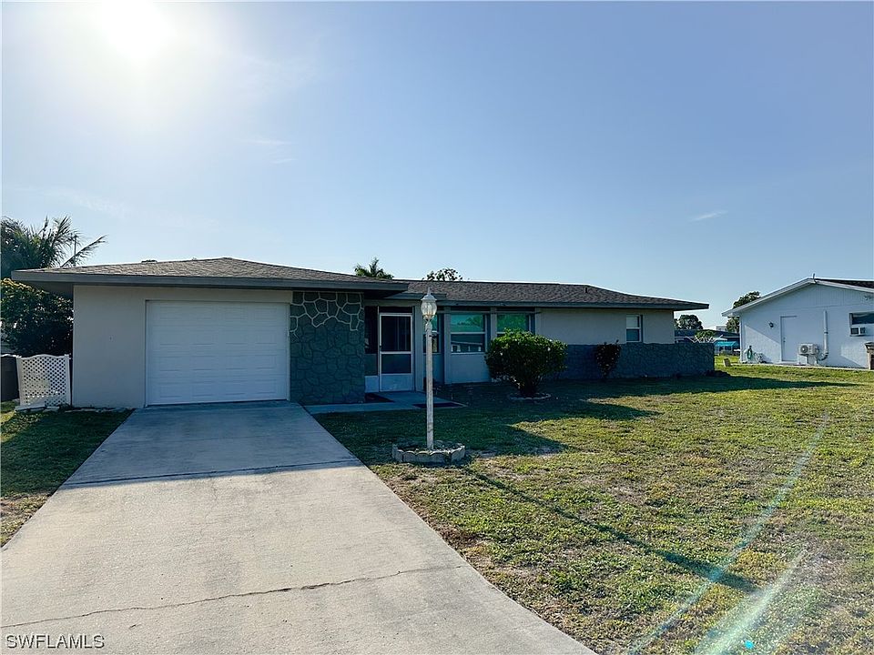 1st image of 237 S Lake Dr