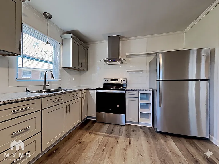 6143 Castle Ct — Photo 3
