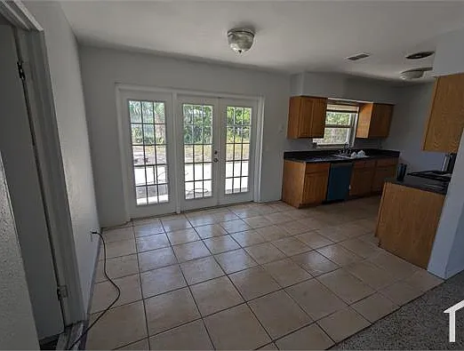 3861 Whiting Dr SE — Photo 7