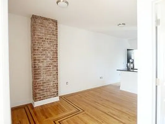 Rented by BIG Management NY | media 16