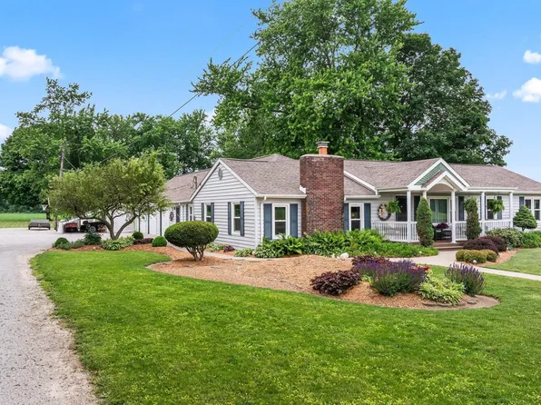 4825 W Dupont Rd, Fort Wayne, IN 46818