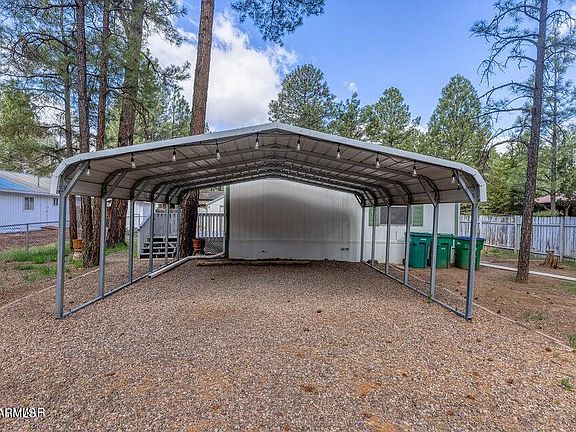 5th image of 640 S 27TH Avenue