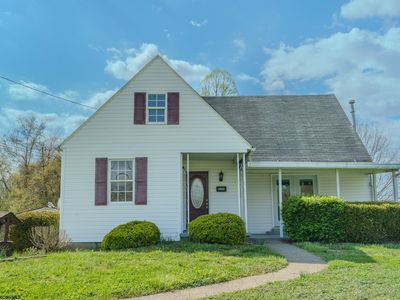 1615 Mary Lou Retton Dr, Fairmont, WV, 26554