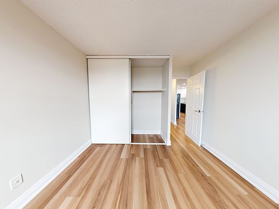 5th image of 6599 Glen Erin Dr #210