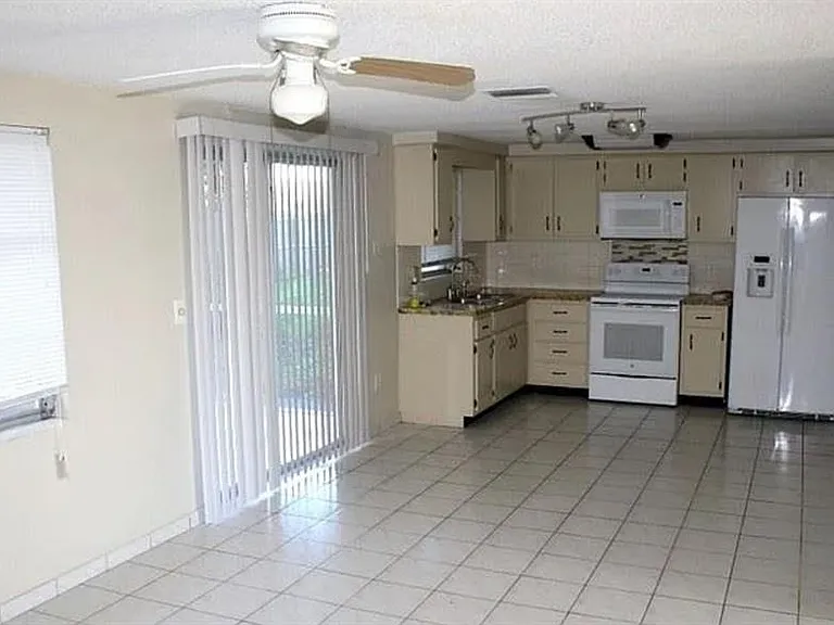 3742 Darlington Rd — Photo 5