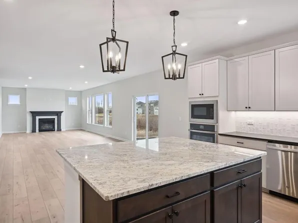 1545 Philipp Way, Shakopee, MN 55379