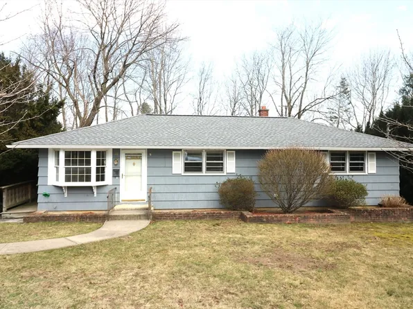 28 Chevy Chase Rd, Worcester, MA 01606