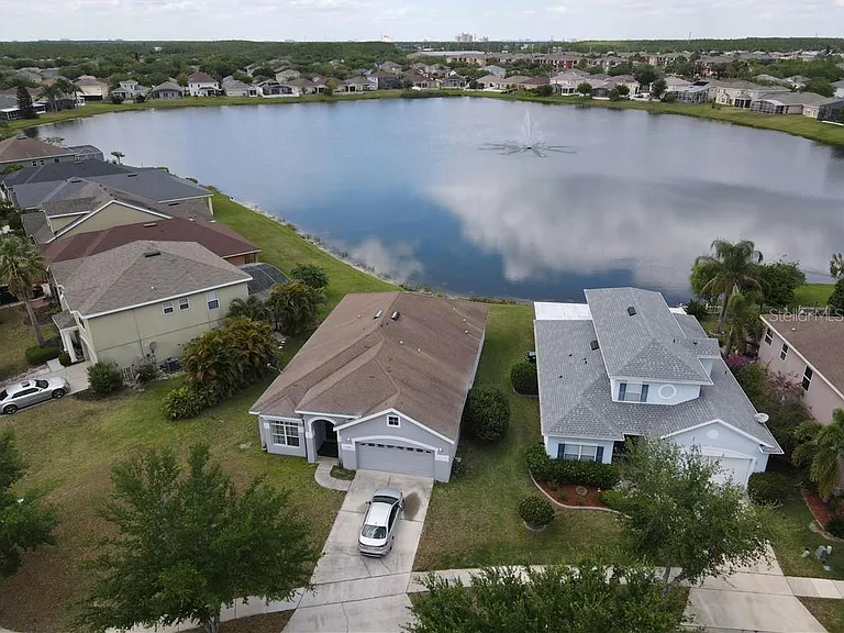 13676 Hawk Lake Dr — Photo 10