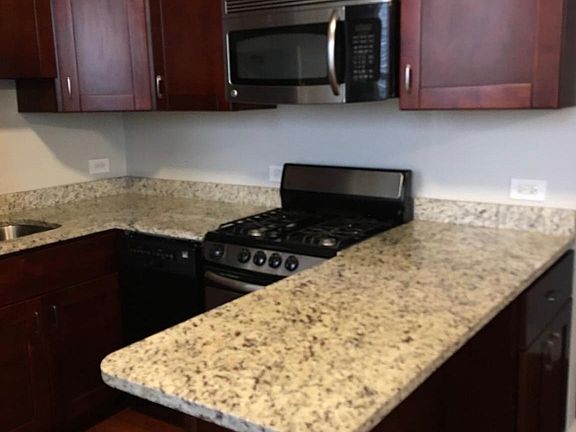 3rd image of 1229 N Bosworth Ave #B