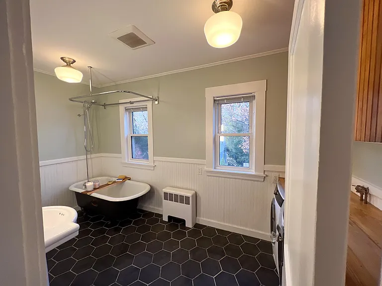 21 Madison St #2 — Photo 9