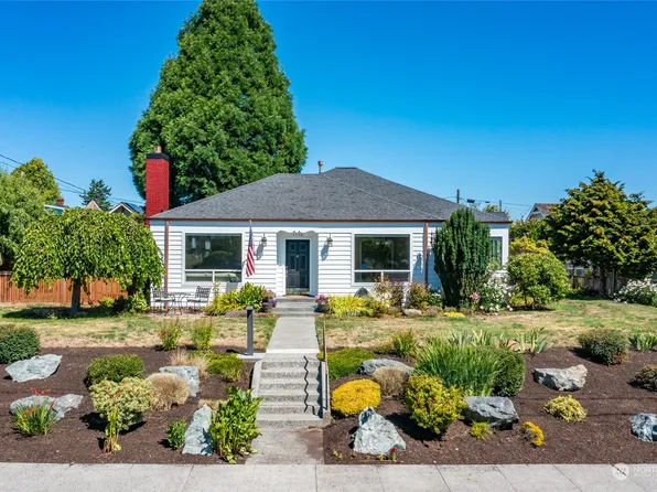 1110 8th Street, Anacortes, WA 98221