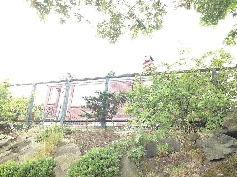 2nd image of 7705 6th Ave NE