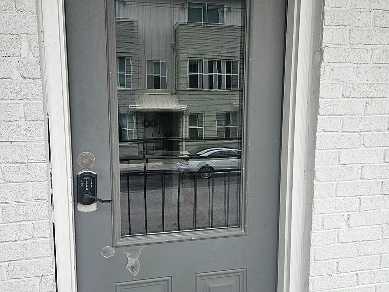 1590 Adams St #202 — Photo 4
