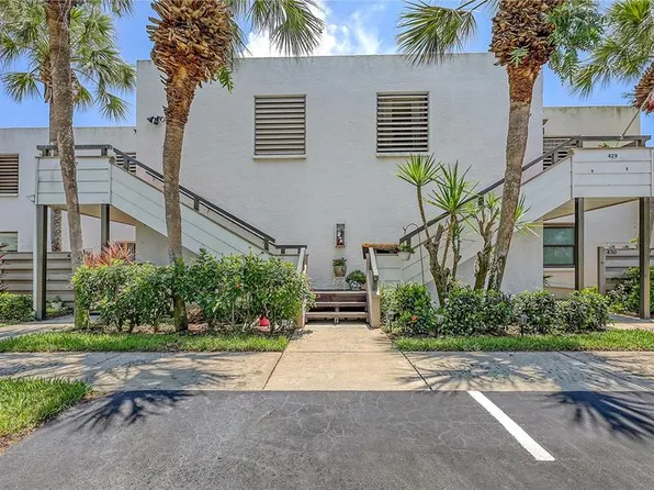 427 Palm Tree Dr #427, Bradenton, FL 34210