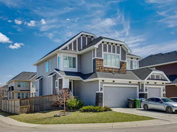 168 Rainbow Fls, Chestermere, AB T1X 0G6