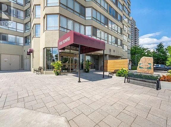 3rd image of 3605 Kariya Dr #1603