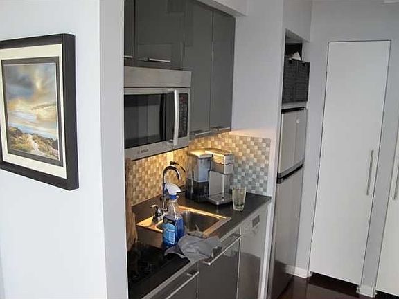 3rd image of 6060 Indian Creek Dr #1203