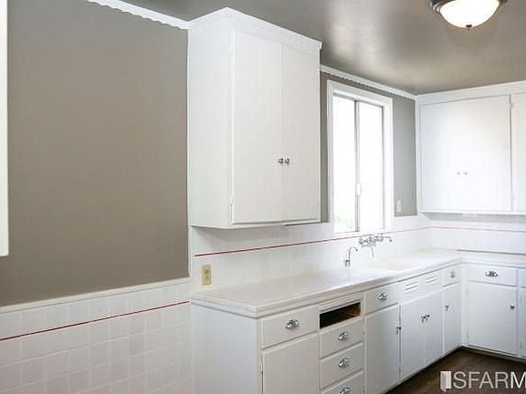 2nd image of 100 Ledyard St