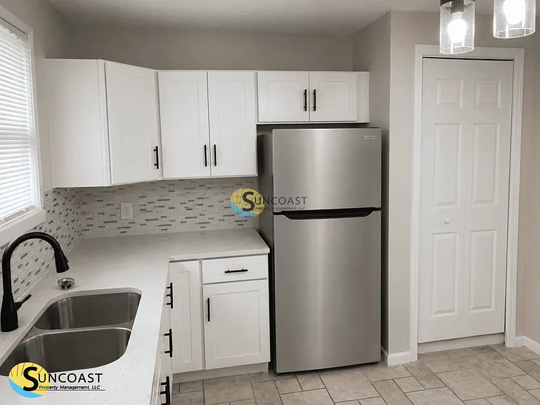 3721 Colebrooke Dr — Photo 8