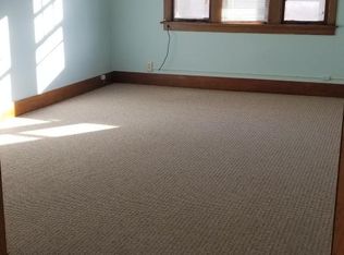 7 Crighton Ave #2, Elgin, IL 60123