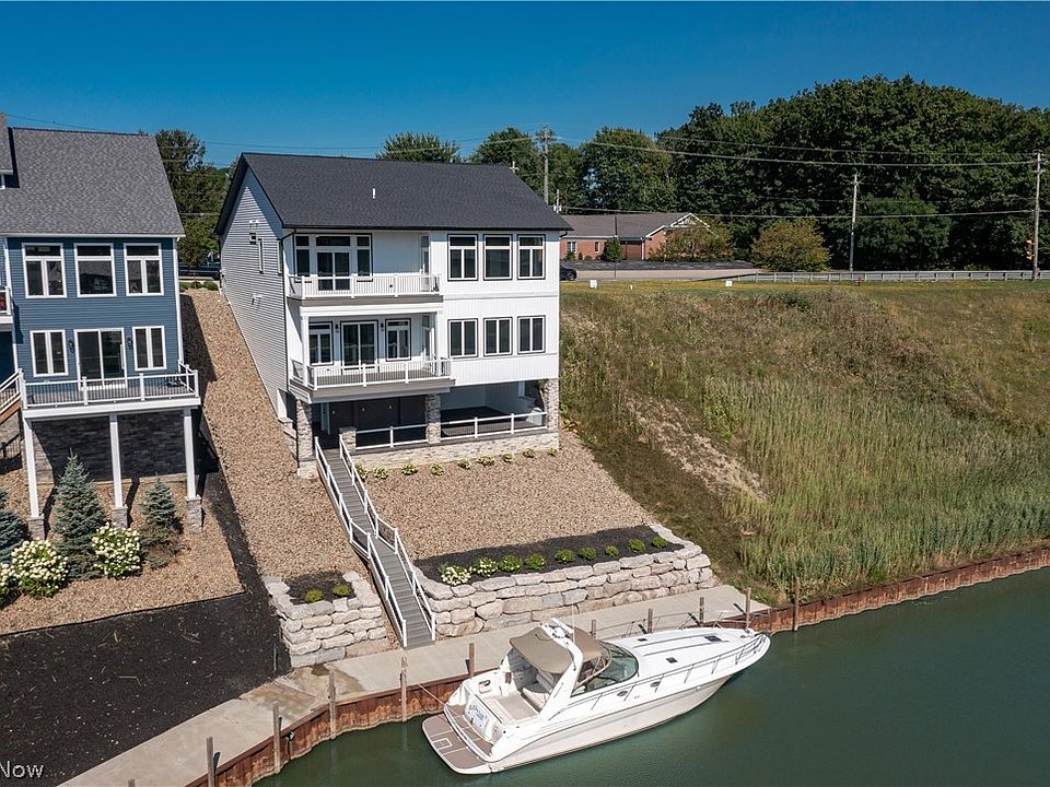 1st image of 2048 Forest Dr