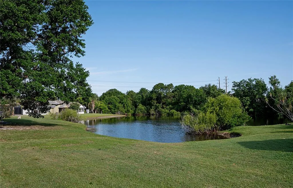 2 bed, 2.0 bath, 1068 sqft, $1,850 — Photo 2