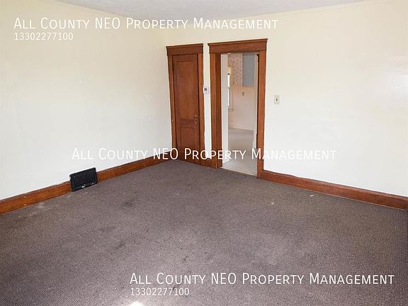 3rd image of 805 Biruta St Unit B