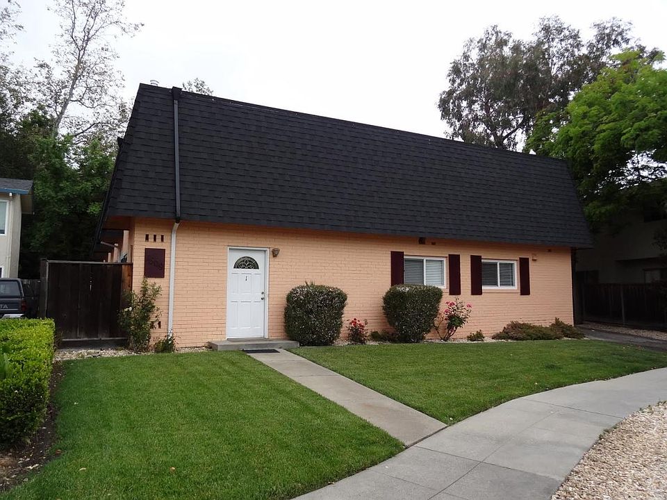 1st image of 1609 Brookvale Dr APT 2