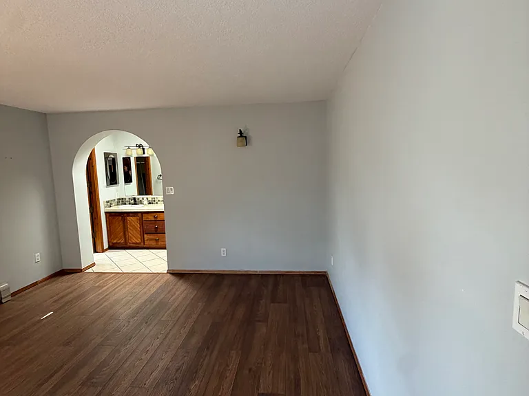 Master Bed and Bathroom(View from hallway door)