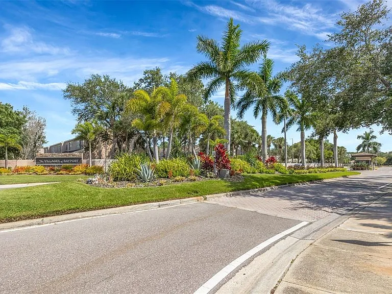 6127 Bayside Key Dr — Photo 46