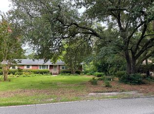 323 Pine Valley Dr, Wilmington, NC 28412