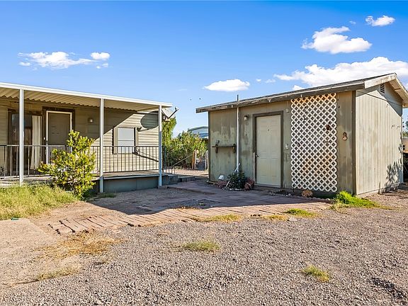 5th image of 2096 E Hackamore Drive