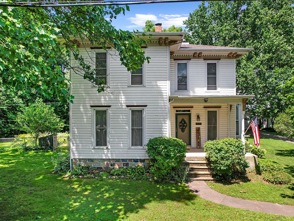 1st image of 530 Newton Rd