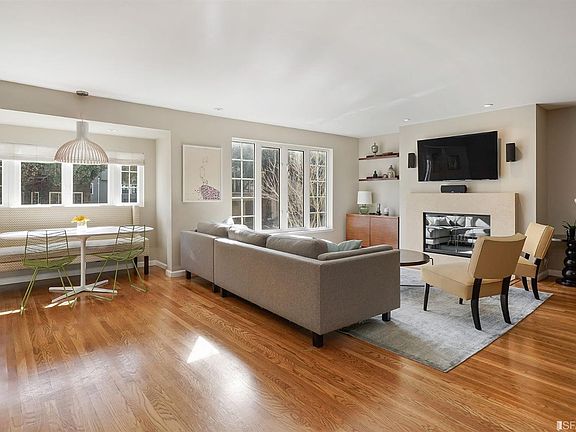 4th image of 228 Roosevelt Way
