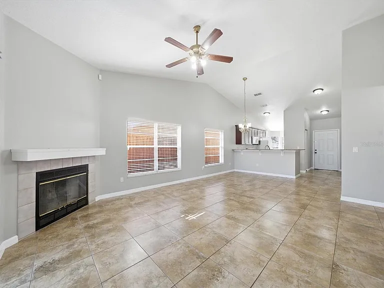 7615 Lemon Wood Ct — Photo 22